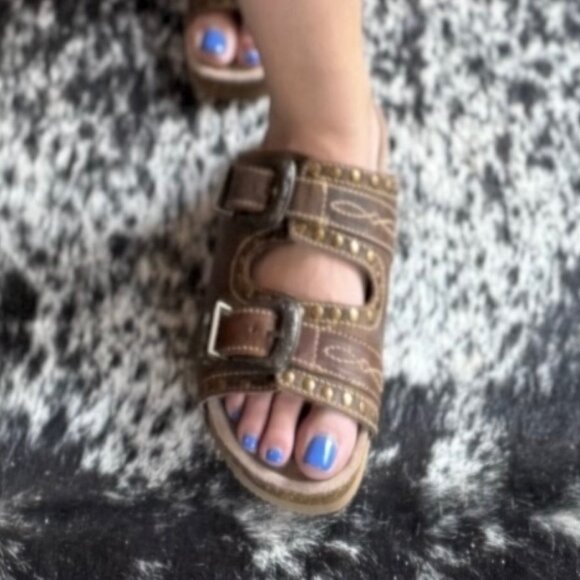 NWT Bandera Buckled Leather Slide Sandals [Brown] - Picture 2 of 5